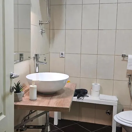 Aleksei Apartman