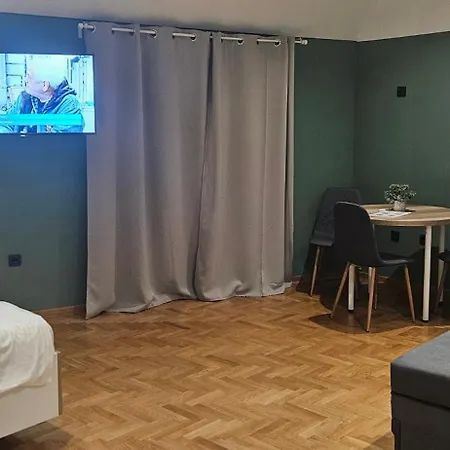 Apartment Aleksei