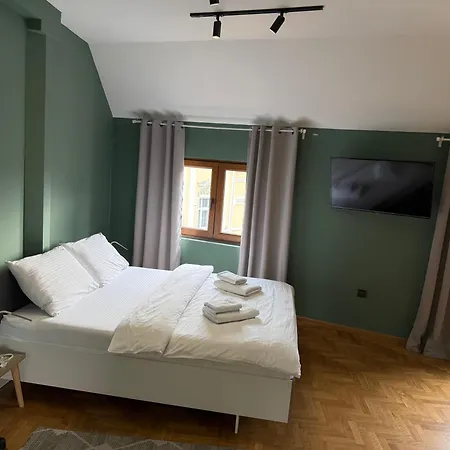 Aleksei Lägenhet Belgrad